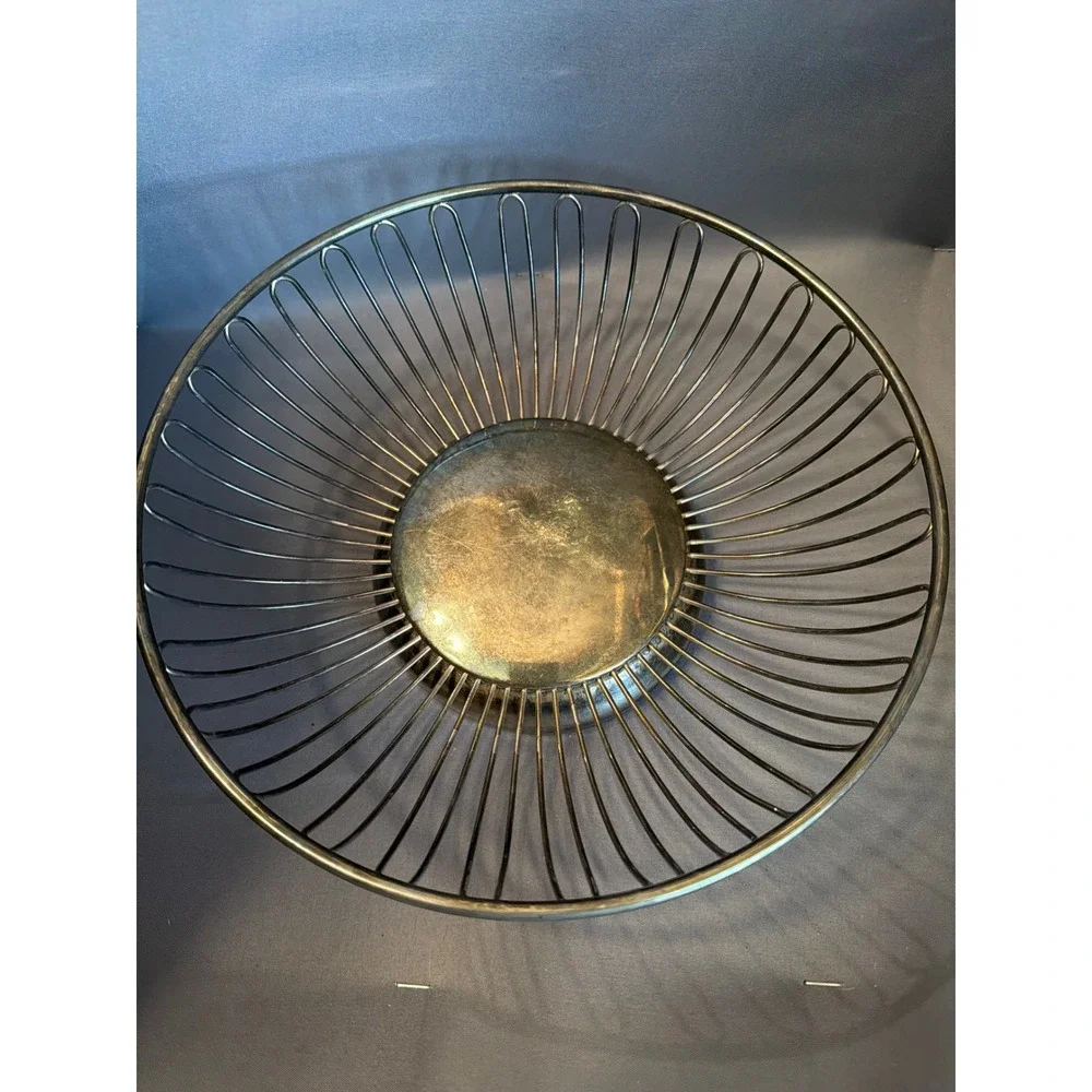 International Silver Company Vintage Silver Plate Wire Fruit Bowl Centerpiece
